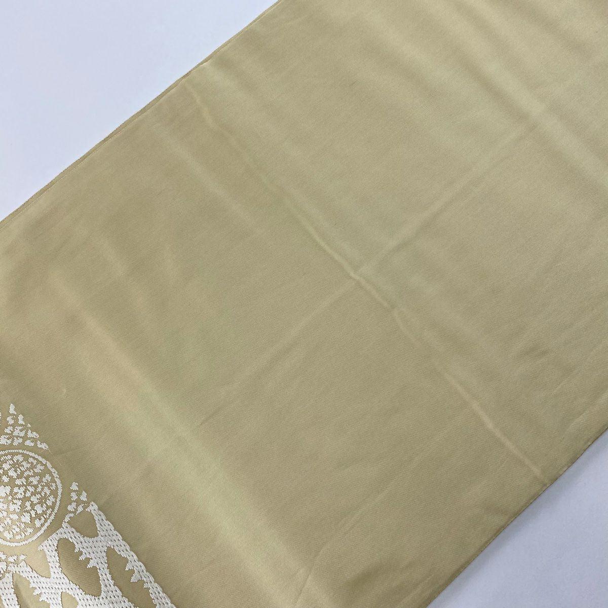 【美品】 袋帶 逸品級 落款あり 山口弘躬染織 有職早苗地豐饒文 稻 花菱 金銀絲 唐織 米色 お太鼓柄 純蠶絲