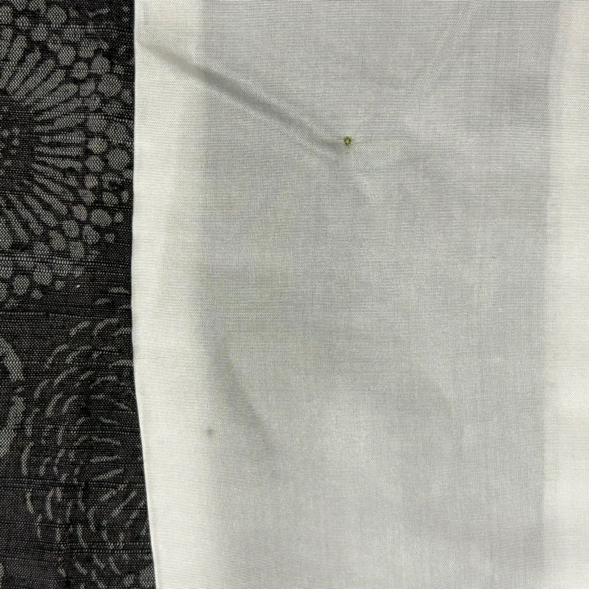 【美品】 小紋 身長154cm 袖長62.5cm S 單層 紬織織 菊花 唐草紋 墨 純蠶絲 秀品級