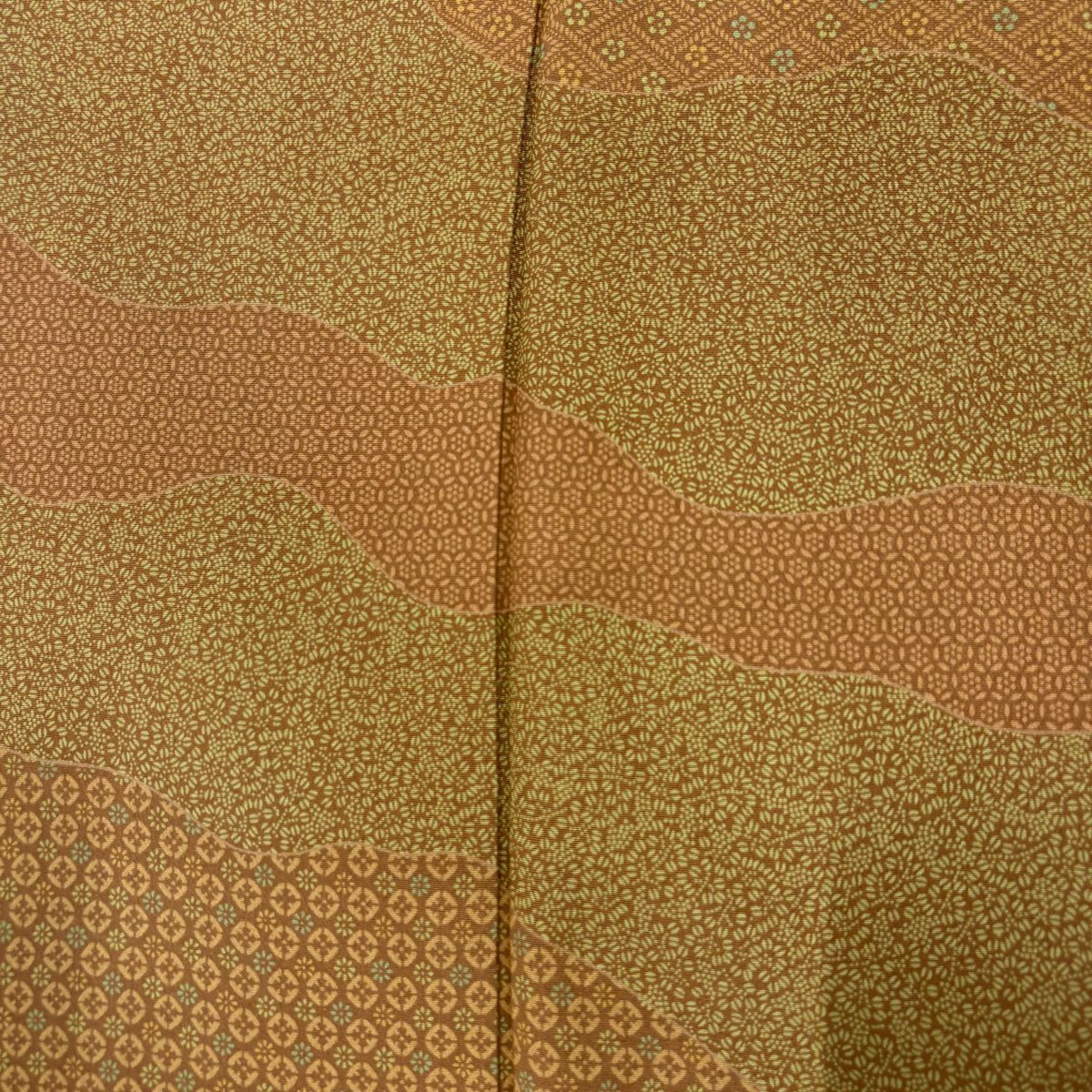【美品】訪問服 身長156cm 袖長63cm S 雙層 落款あり 道長取 草花紋 紅土色 純蠶絲 秀品級