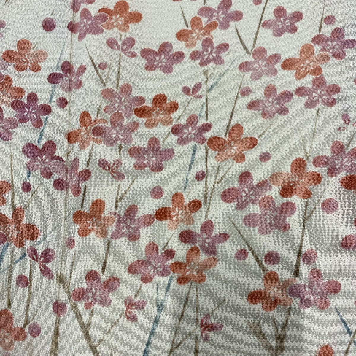 【美品】 小紋 身長154cm 袖長61cm S 雙層 梅花 縮緬 奶油色 純蠶絲 優品級