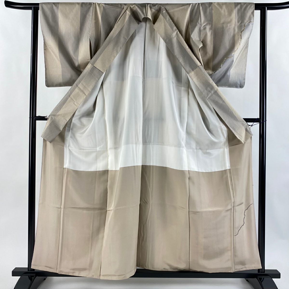 【美品】 付下 身長158.5cm 袖長61.5cm S 雙層 紬織織 大和 道長取 縱條 金絲 金銀彩 米色 純蠶絲 優品級