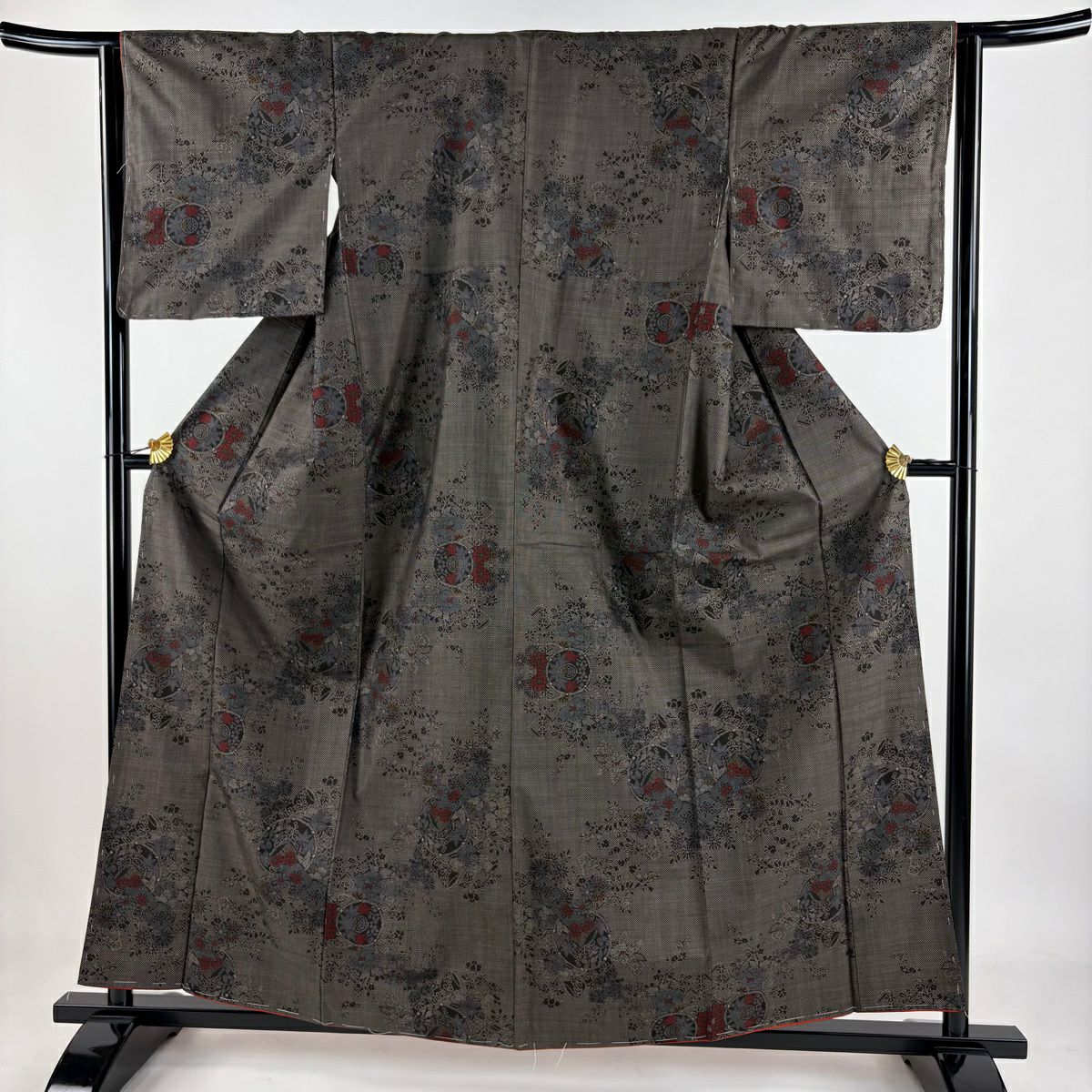 【美品】 大島紬織 身長158.5cm 袖長64cm M 雙層 證書附帶 器物 草花紋紋 純泥染 焦茶 純蠶絲 名品級