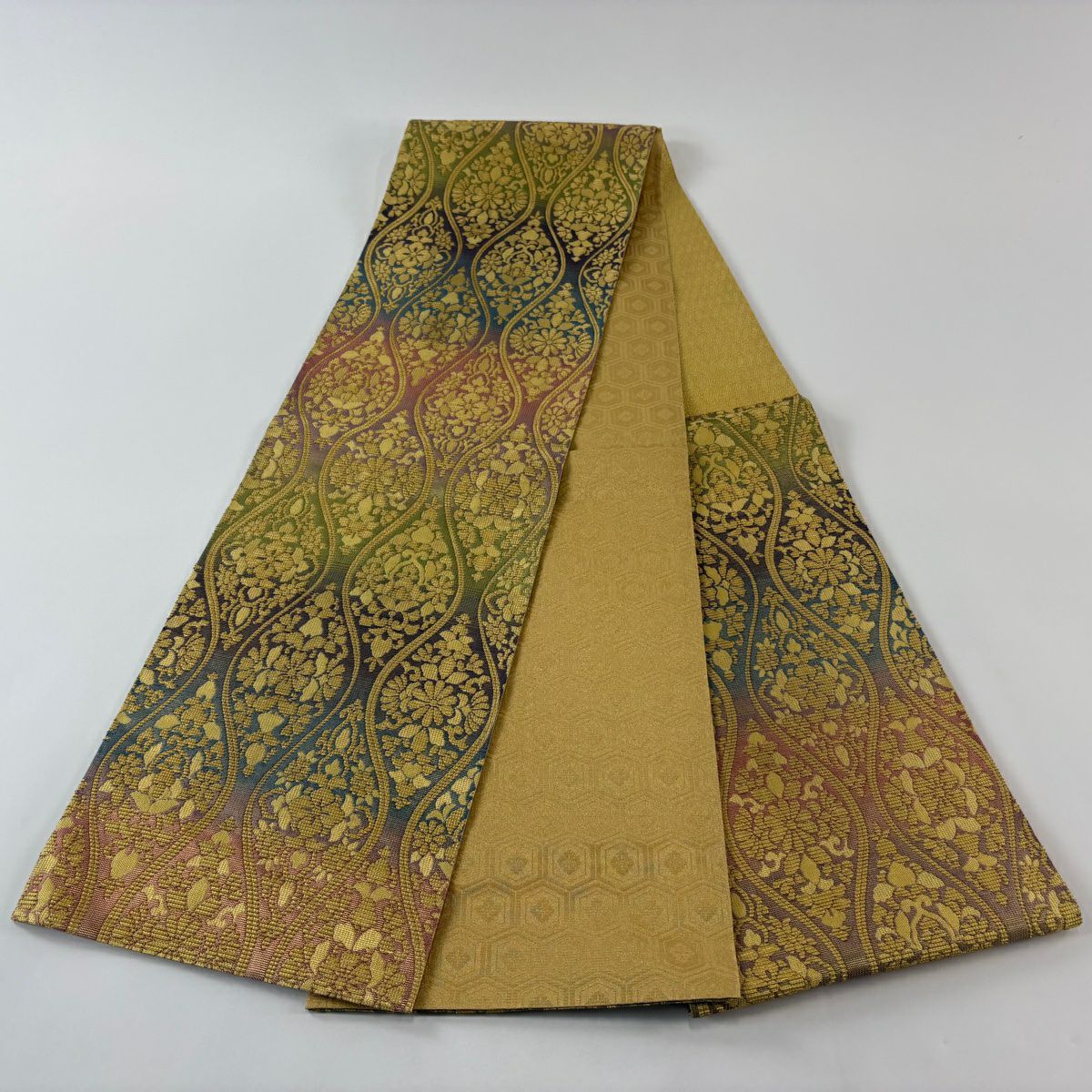 【庫存清倉】 【美品】 袋帶 名品級 立涌 草花紋 金絲 金色 六通 純蠶絲