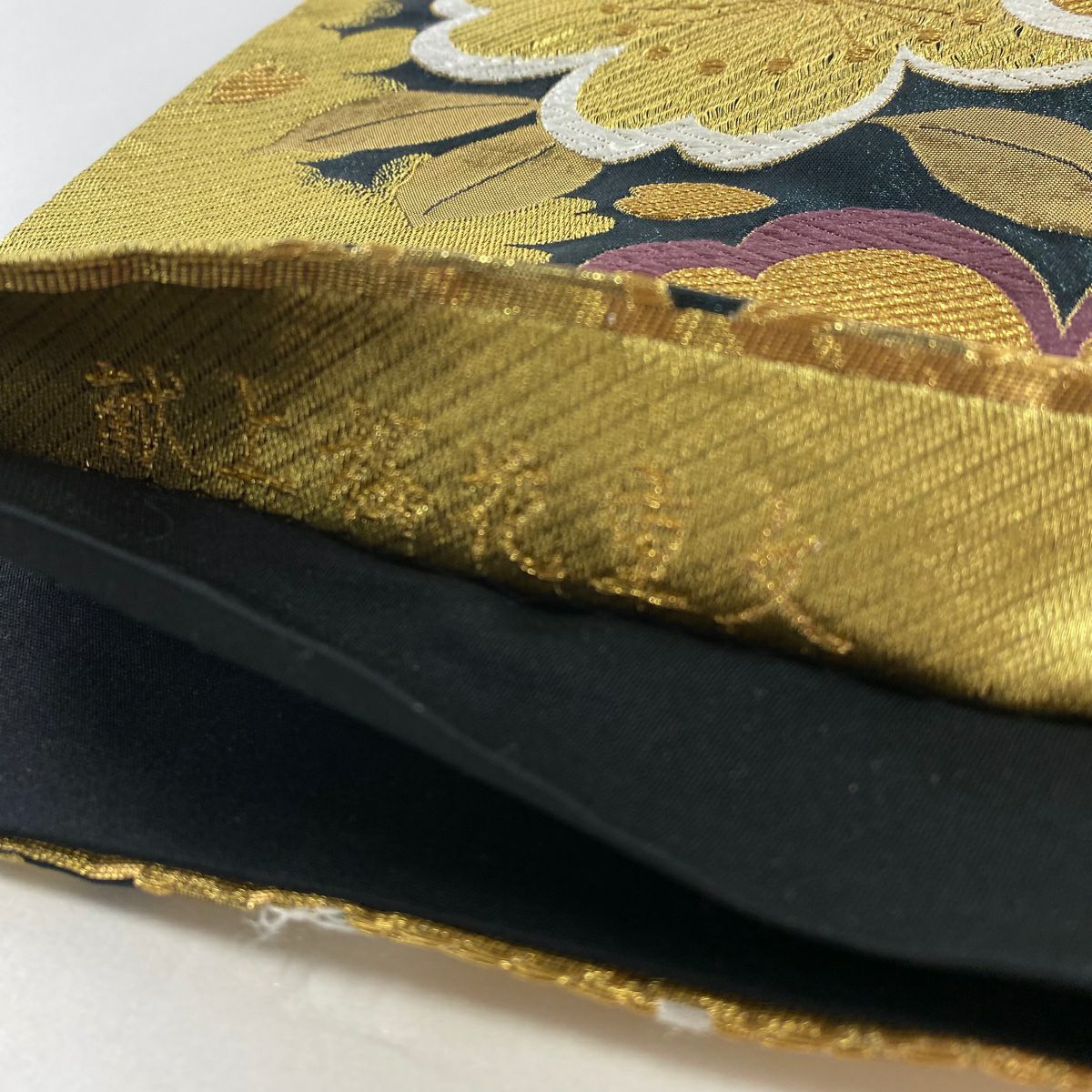 【美品】 袋帶 秀品級 献上櫻花重文 金絲 金金箔 墨色 六通 純蠶絲