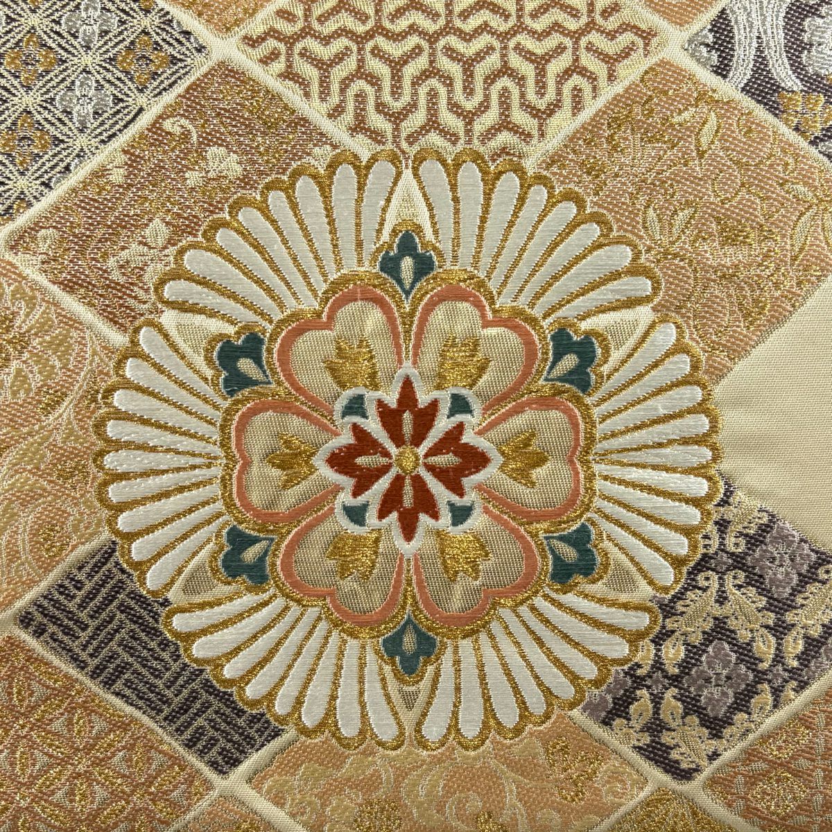 【美品】 袋帶 秀品級 誰的辻古代裂 華紋 菱 金銀糸 金金箔 米色 六通 純蠶絲