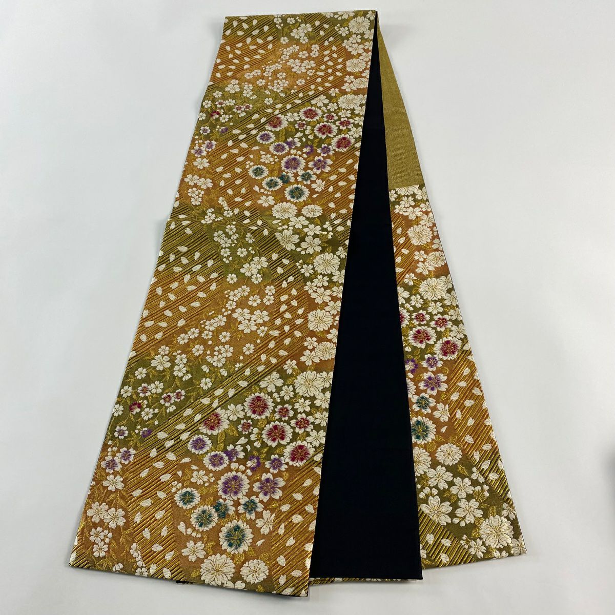 【美品】 袋帶 秀品級 樱花花瓣 金絲 金金箔 金色 六通 純蠶絲