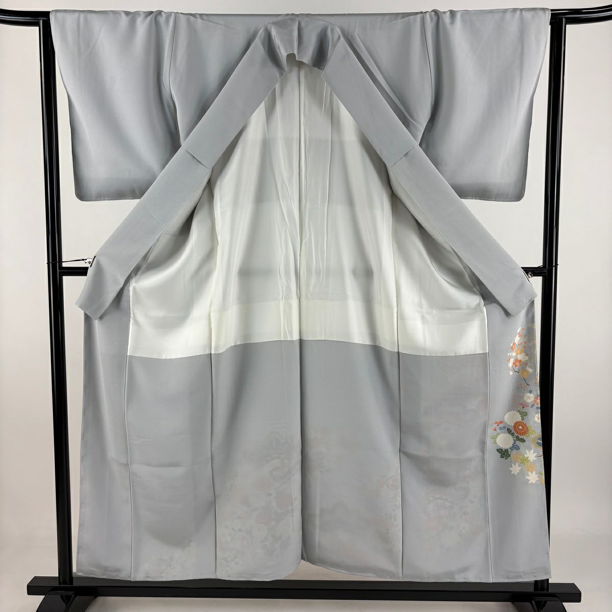 色留袖禮服 身長155cm 袖長63.5cm S 雙層 落款あり 笠松樹 草花紋紋 金糸 金銀彩 青灰 純蠶絲 秀品級 一つ紋