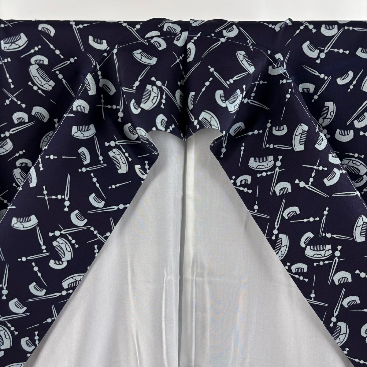 【美品】 小紋 身長155cm 袖長63.5cm S 雙層 阿波天然藍染 佐藤昭人 證書附帶 簪 藍色 純蠶絲 逸品級