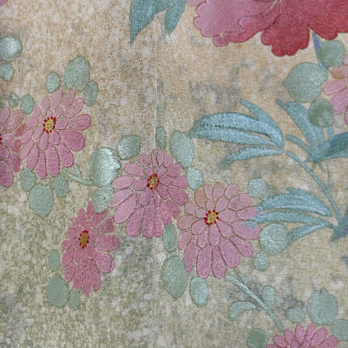 訪問服 身長156cm 袖長65.5cm M 雙層 落款あり 牡丹 草花紋刺繡 金銀彩 薄綠 純蠶絲 逸品級