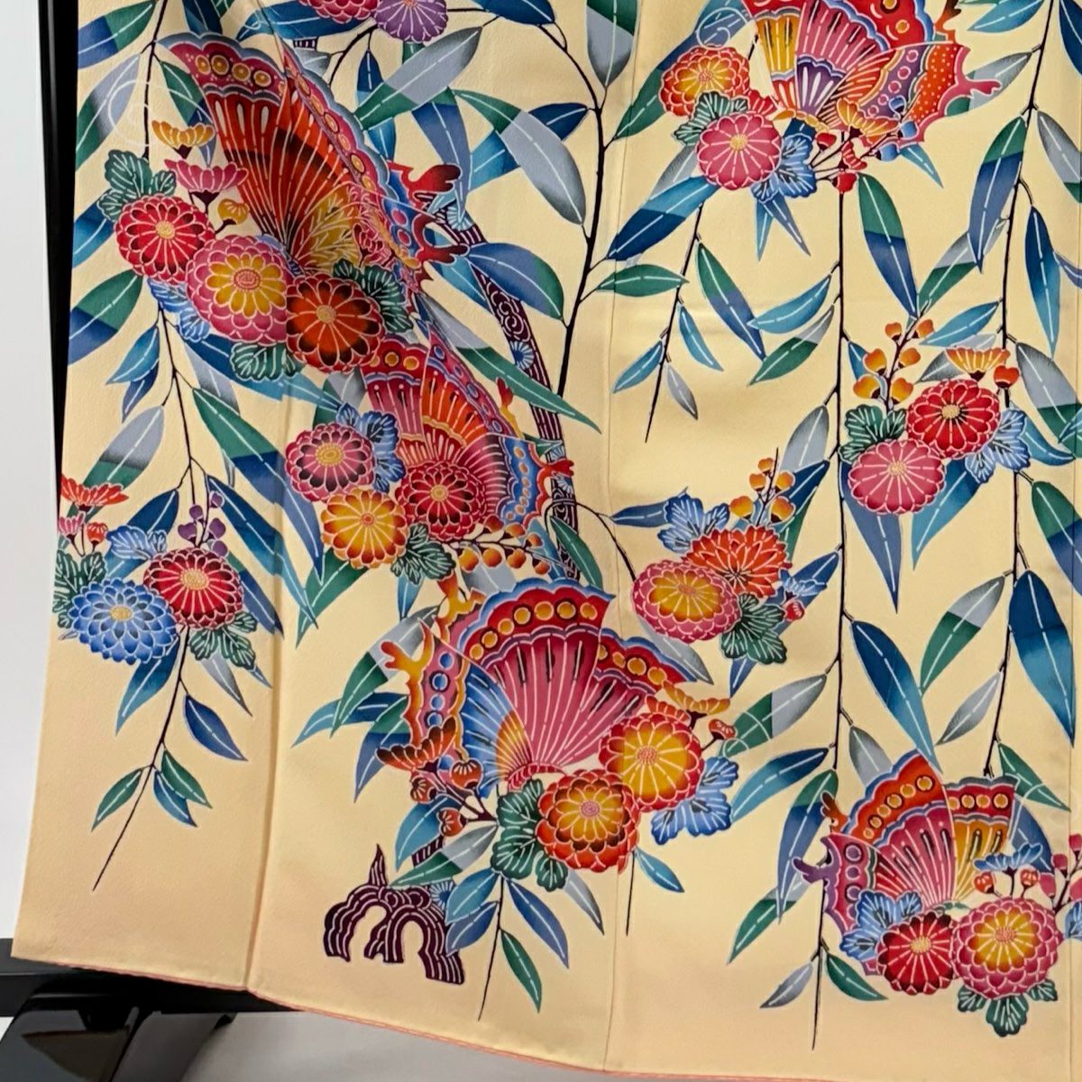 【美品】振袖禮服 身長166cm 袖長65cm M 雙層 蝶 菊花 絞織 米色 純蠶絲 名品級