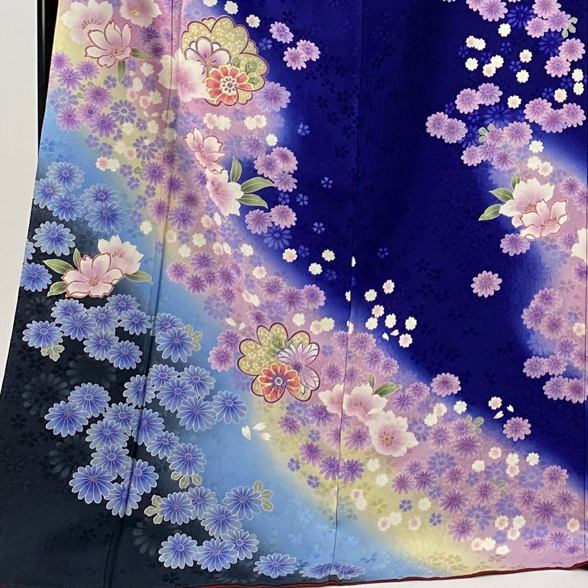振袖禮服 身長173.5cm 袖長67.5cm L 雙層 草花紋紋 菊花花 金絲 金銀彩 青紫 純蠶絲 名品級