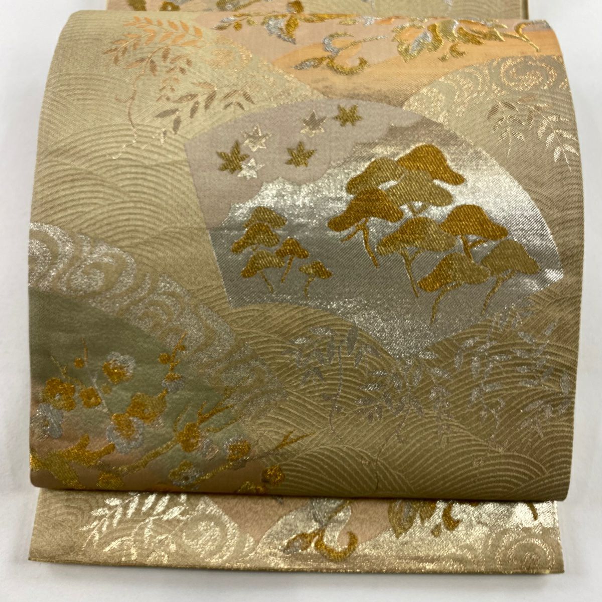 【美品】 袋帶 秀品級 扇子面 枝梅花 金金箔 薄茶 六通 純蠶絲