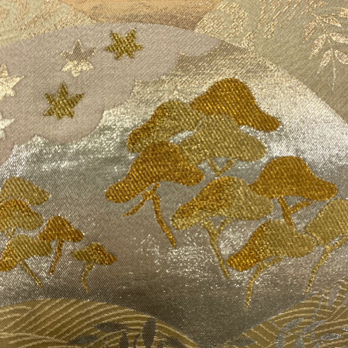 【美品】 袋帶 秀品級 扇子面 枝梅花 金金箔 薄茶 六通 純蠶絲