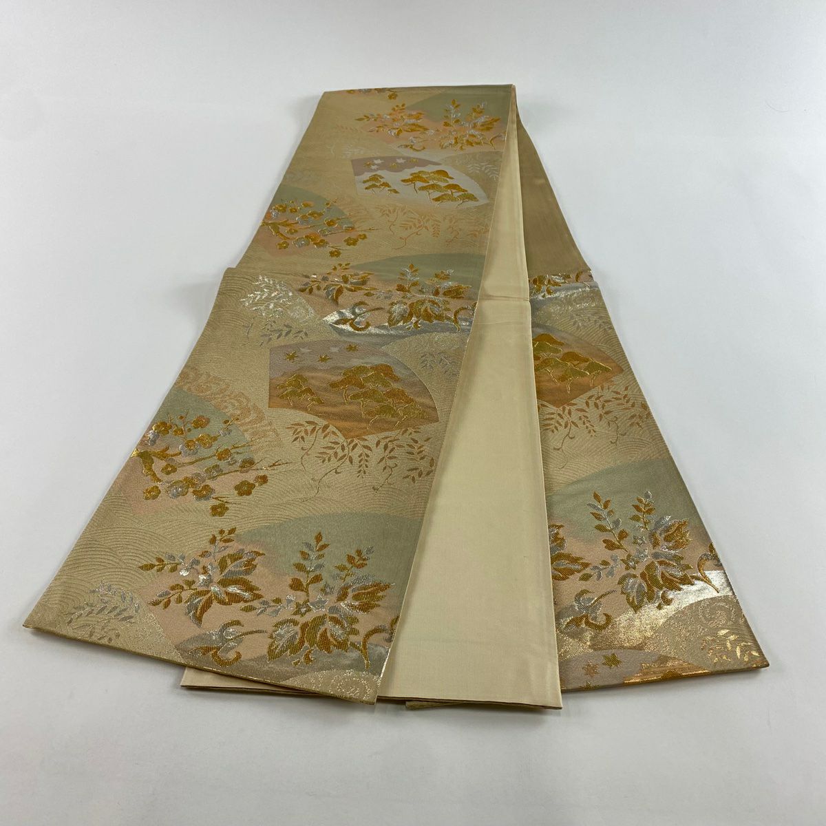 【美品】 袋帶 秀品級 扇子面 枝梅花 金金箔 薄茶 六通 純蠶絲