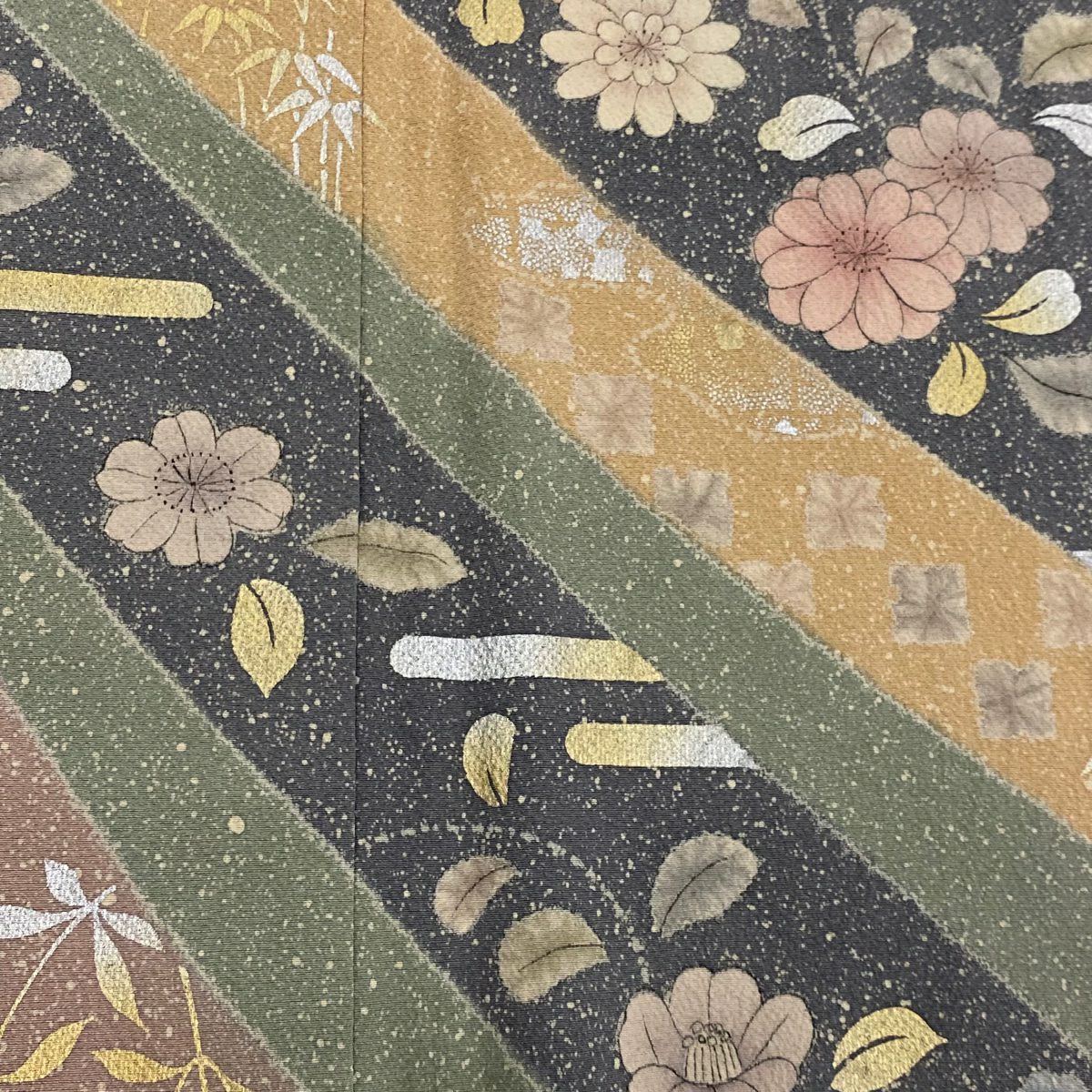 【美品】訪問服 身長159cm 袖長63.5cm S 雙層 草花紋紋 霞 金銀彩 灰綠 純蠶絲 名品級