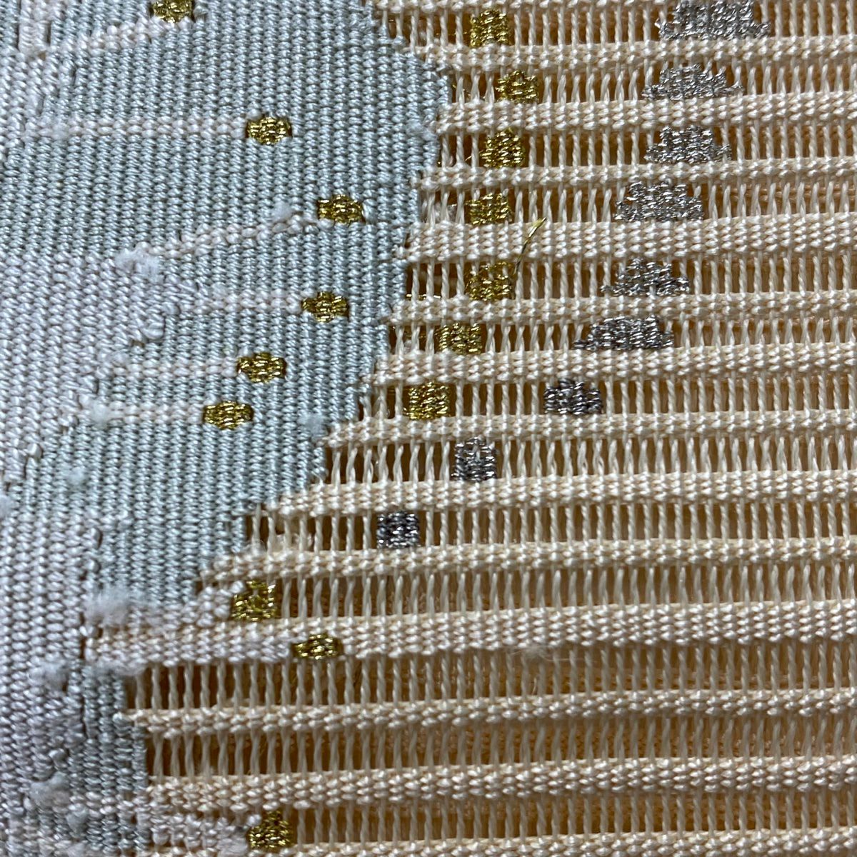 名古屋帶 秀品級 夏帶 絽 松樹葉仕立 八寸名古屋帶 草花紋 金銀彩 米色 純蠶絲