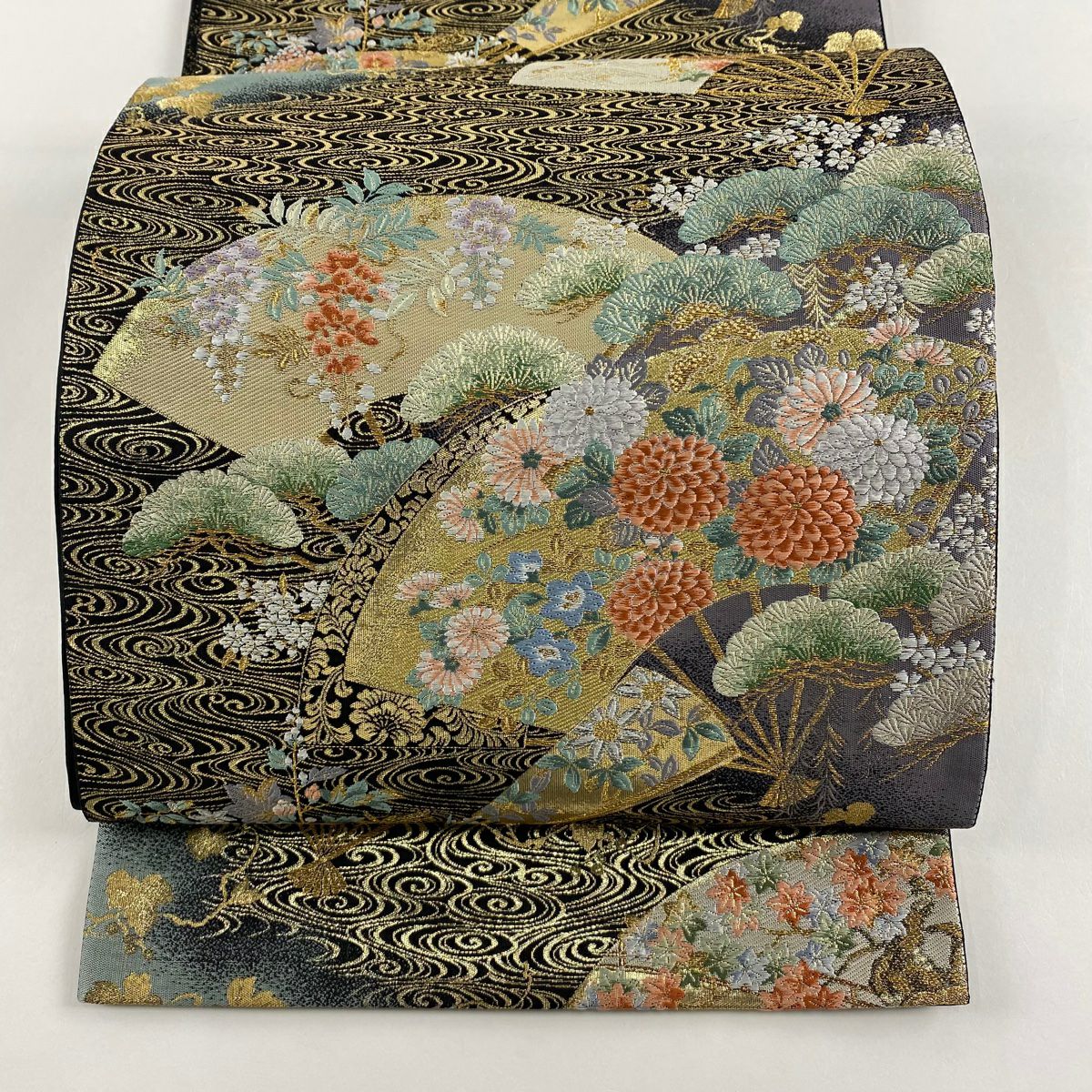 【美品】 袋帶 秀品級 扇子子 観世水 金絲 金金箔 黑 六通 純蠶絲