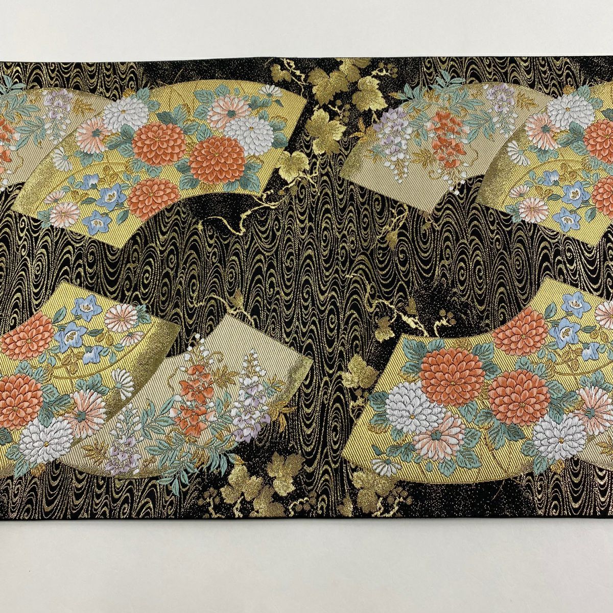 【美品】 袋帶 秀品級 扇子子 観世水 金絲 金金箔 黑 六通 純蠶絲