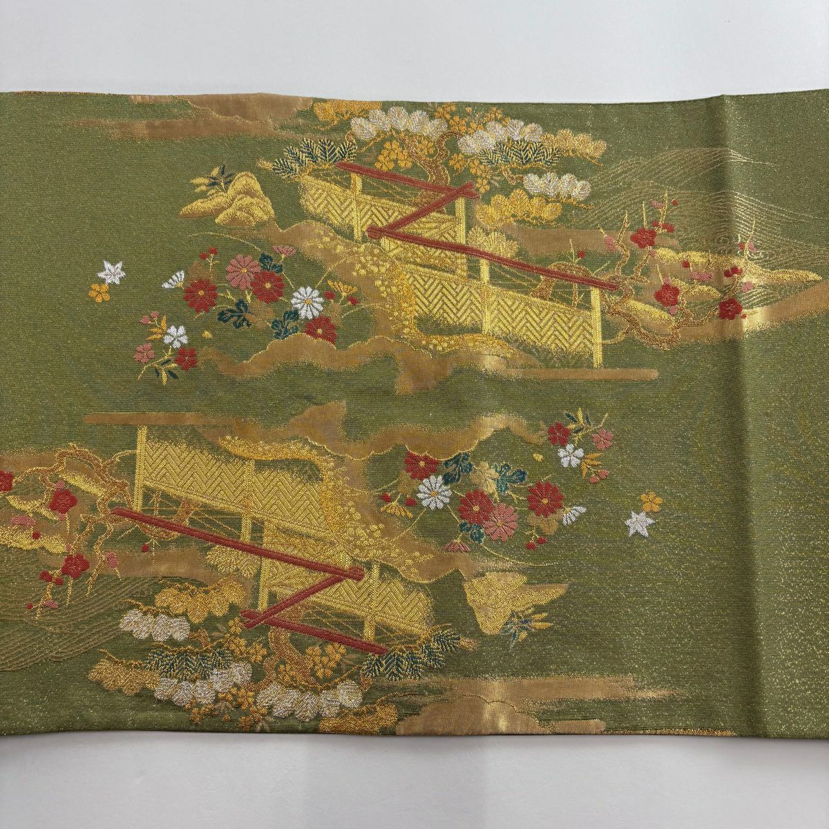【美品】 袋帶 秀品級 風景 建築 金絲 金金箔 艾草色 大鼓圖案 純蠶絲
