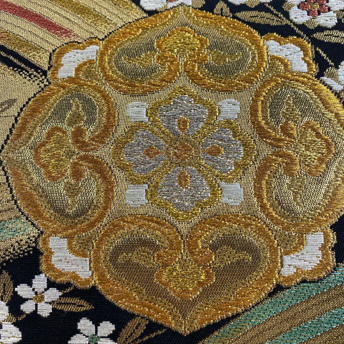 【美品】 袋帶 秀品級 鈴乃屋 華紋 波 金絲 金金箔 金色 六通 純蠶絲