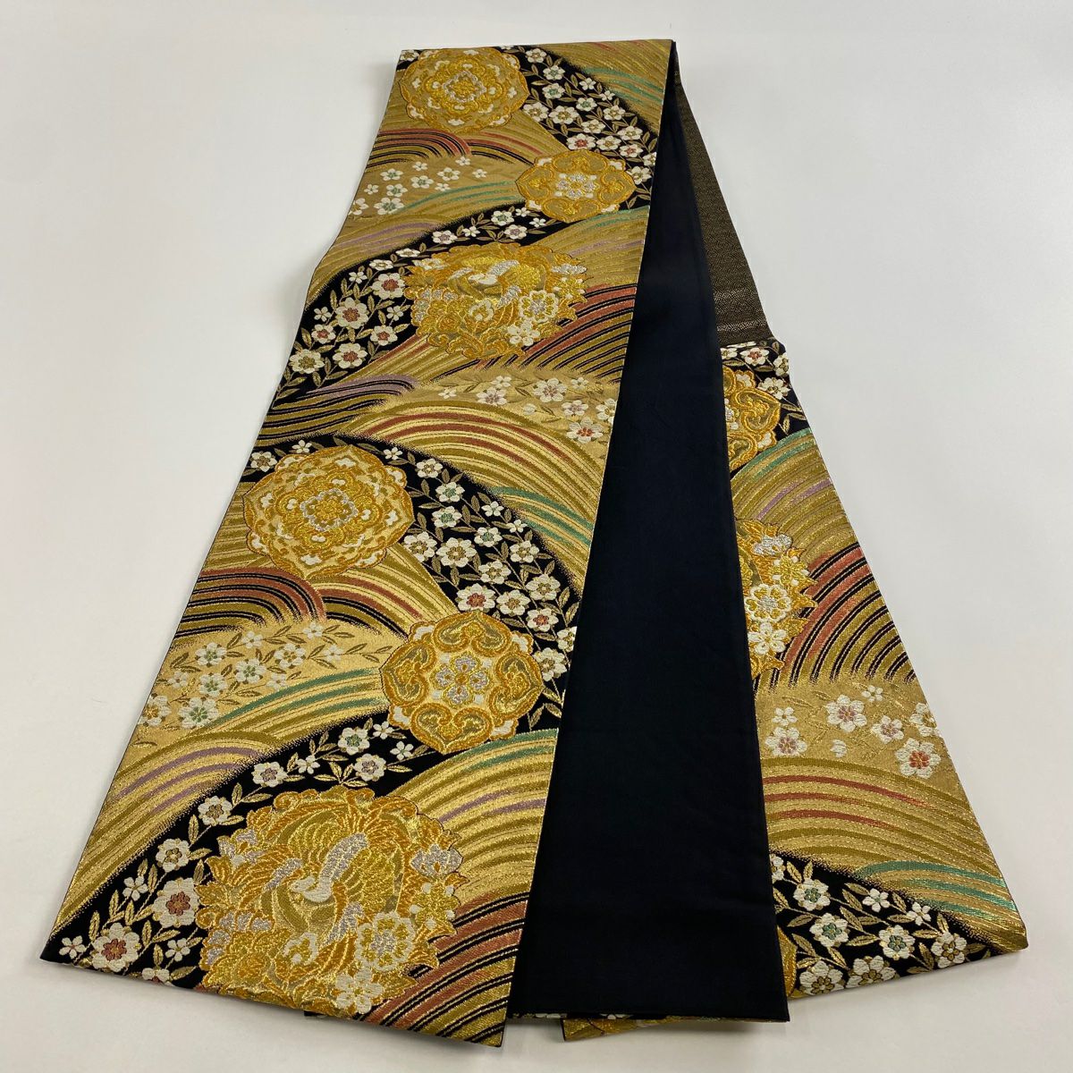 【美品】 袋帶 秀品級 鈴乃屋 華紋 波 金絲 金金箔 金色 六通 純蠶絲