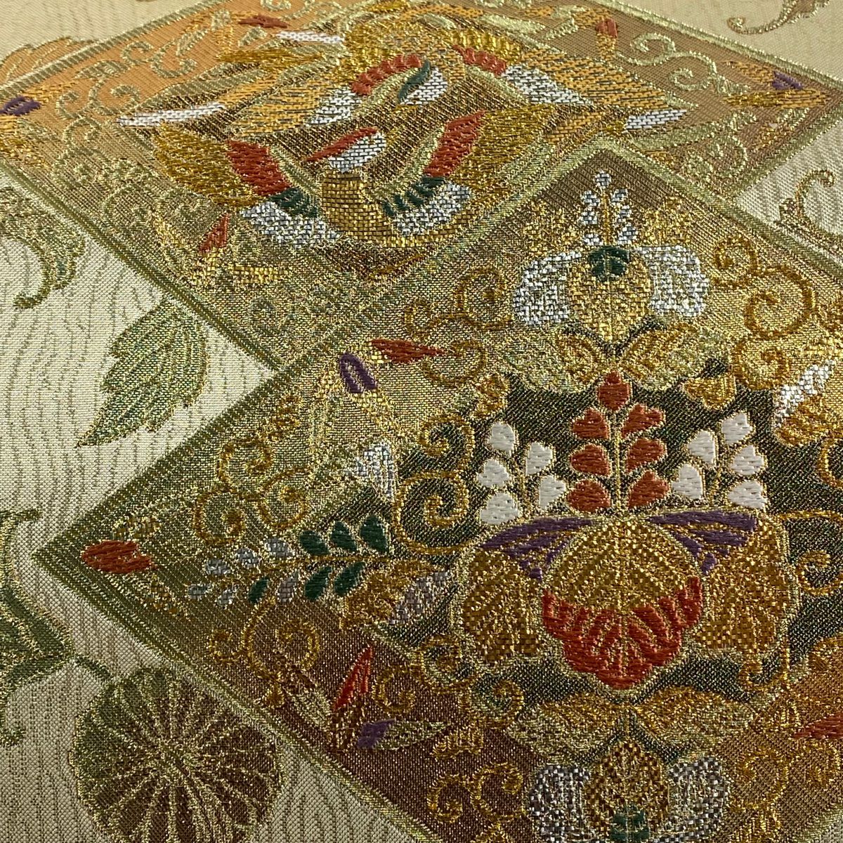 【美品】 袋帶 秀品級 鳥 桐 刺繡 金絲 金色 六通 純蠶絲