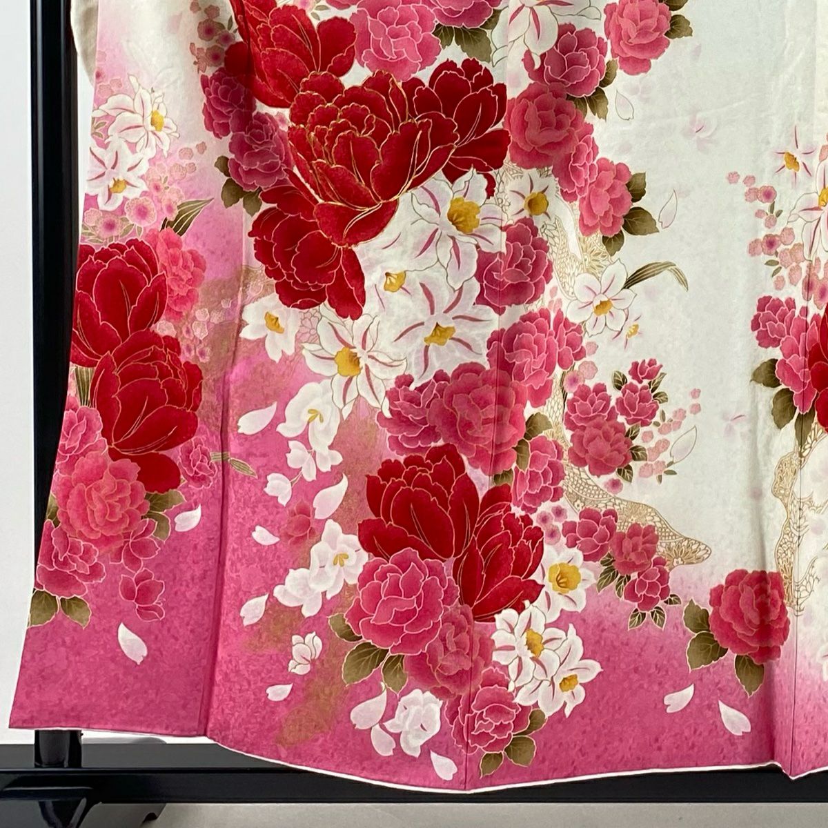 振袖禮服 身長156cm 袖長63cm S 雙層 薔薇 草花紋紋 金銀彩 金糸 奶油色 純蠶絲 逸品級