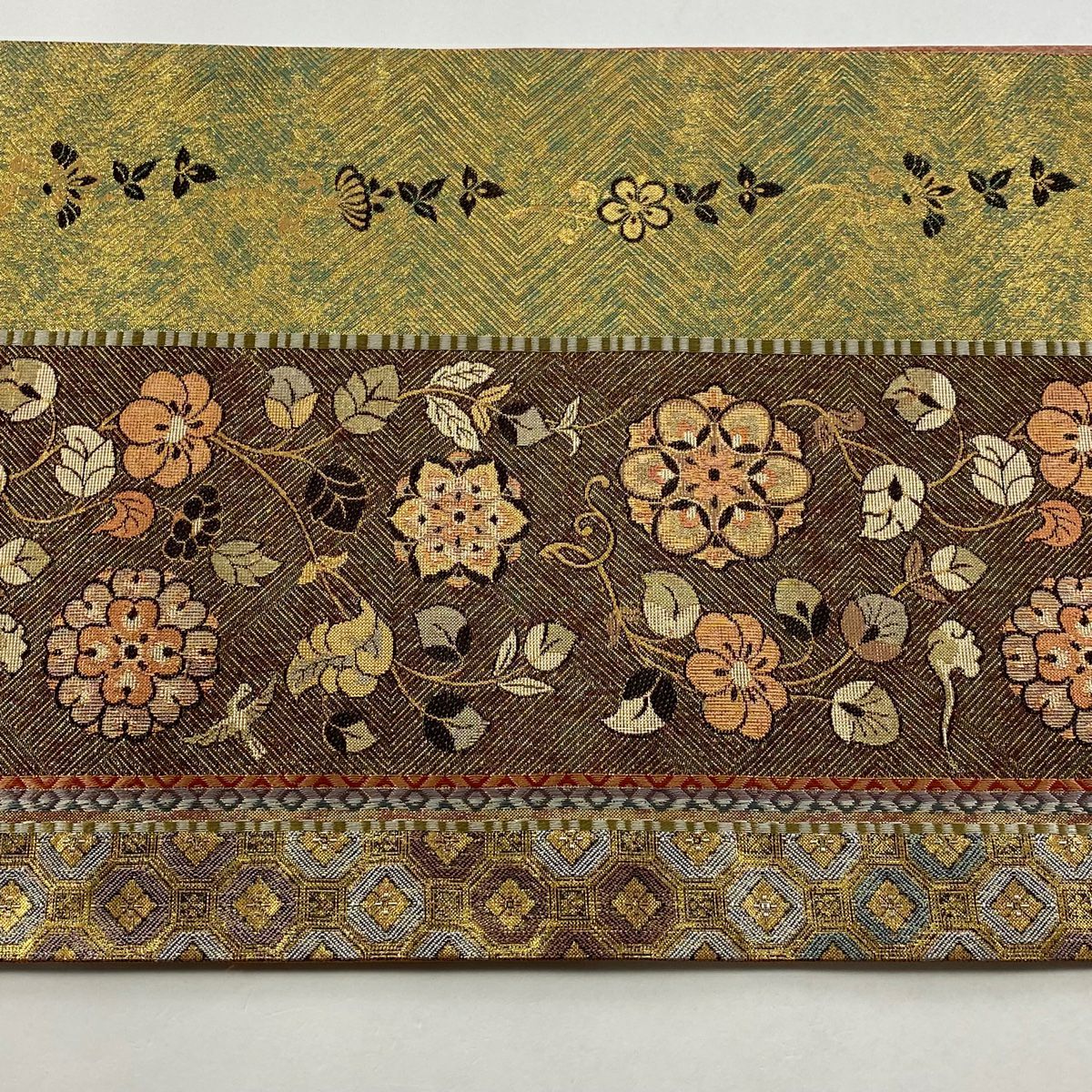 【美品】 袋帶 秀品級 草花紋紋 鳥 金金箔 黑 六通 純蠶絲