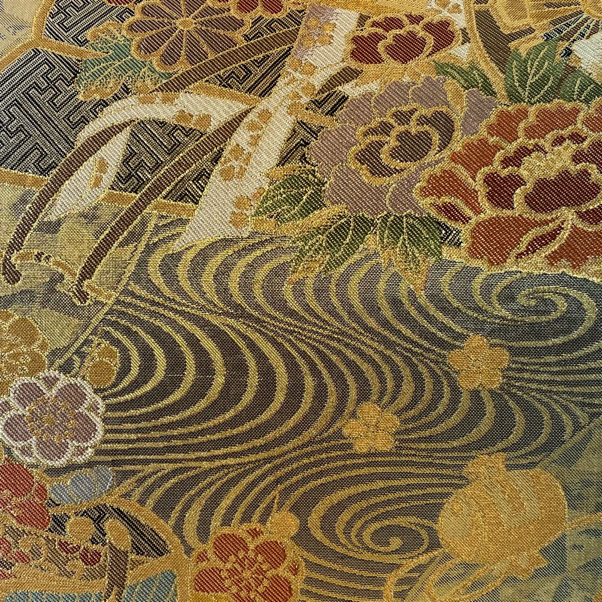 【美品】 袋帶 秀品級 御所車 草花紋 金糸 金金箔 灰綠 六通 純蠶絲