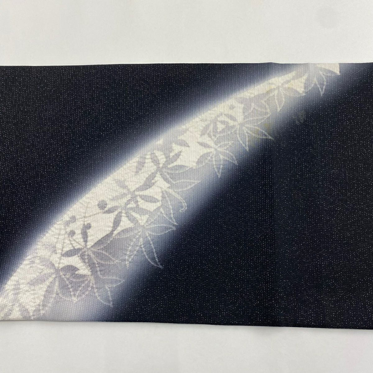 袋帶 逸品級 滝泰 有落款 葉紋 銀線 絞染 黑色 大鼓紋 純蠶絲