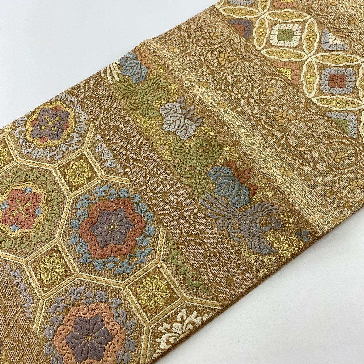 【庫存清倉】 【美品】 袋帶 名品級 蜀江華紋 七寶 金絲 唐織 淺茶 深色 六通 純蠶絲