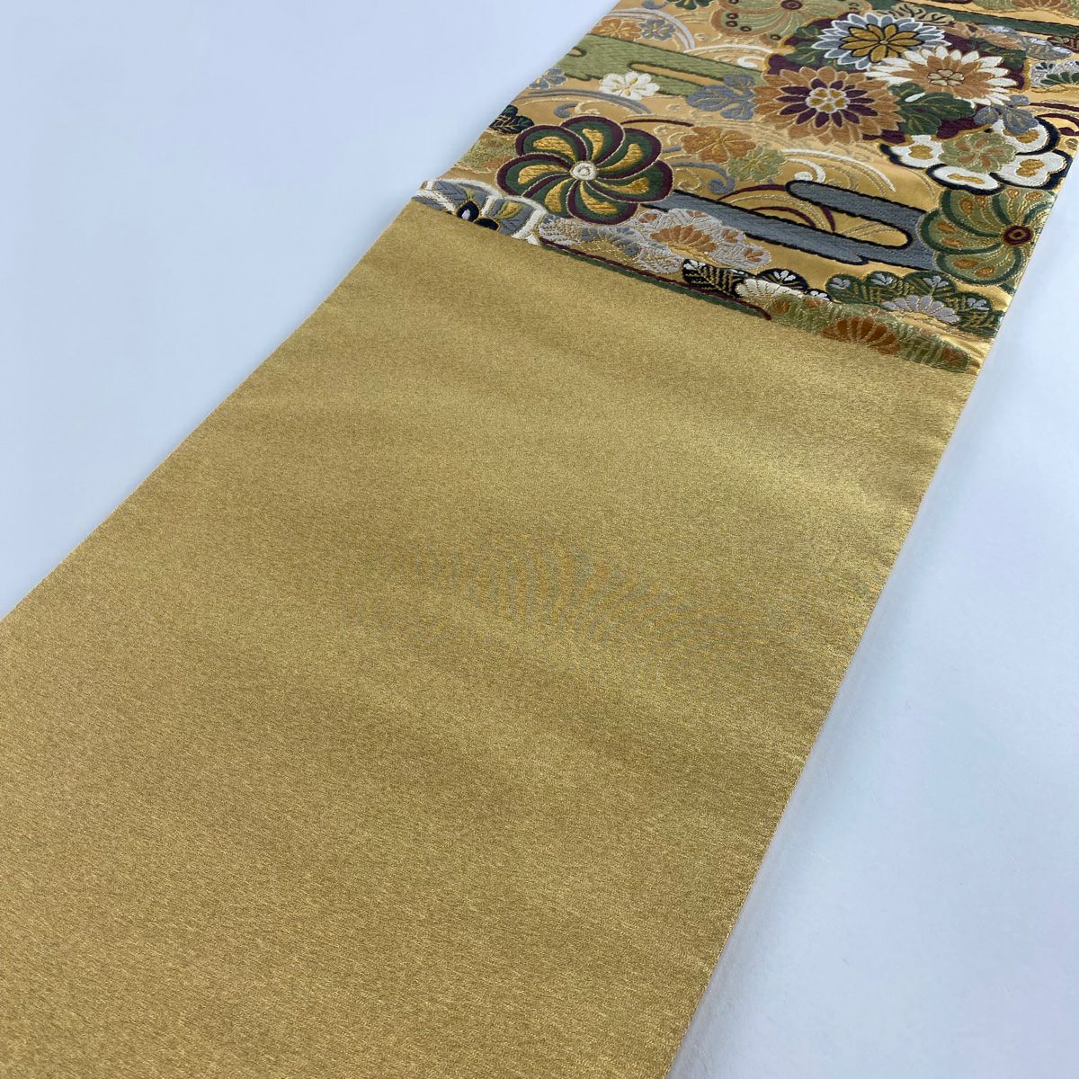 【清倉特賣】 【美品】 袋帶 名品級 草花紋紋 霞 金絲 唐織 金色 六通 純蠶絲