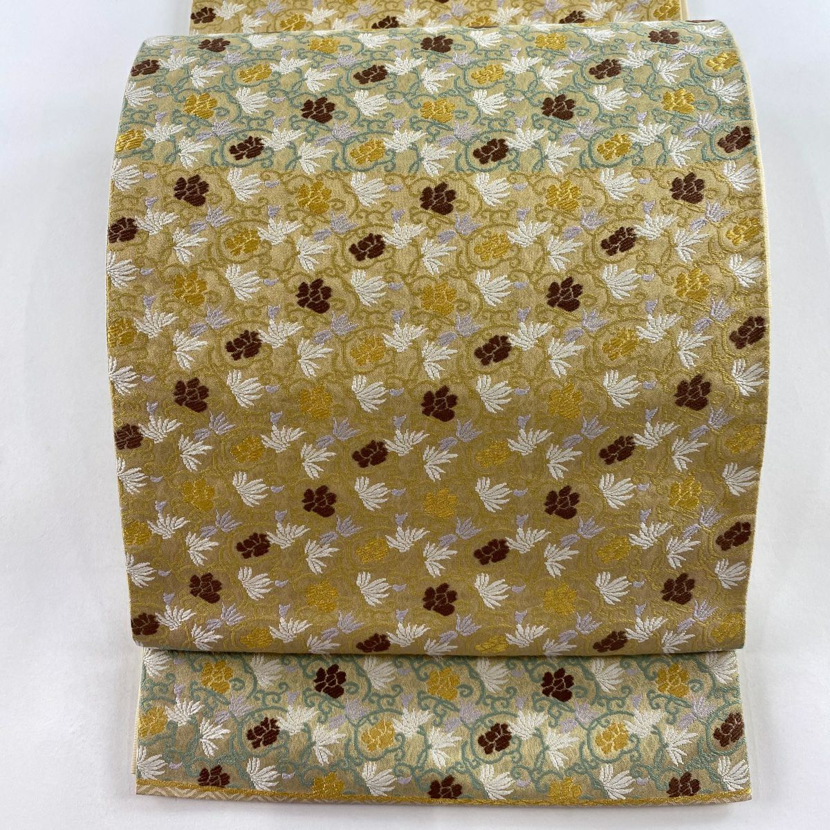 【清倉特賣】 【美品】 袋帶 名品級 花唐草紋 金絲 米色 六通 純蠶絲