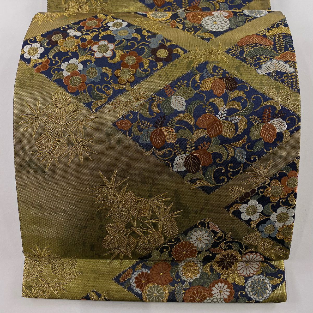 【美品】 袋帶 秀品級 菱 松樹竹子梅花 金絲 金金箔 金色 六通 純蠶絲