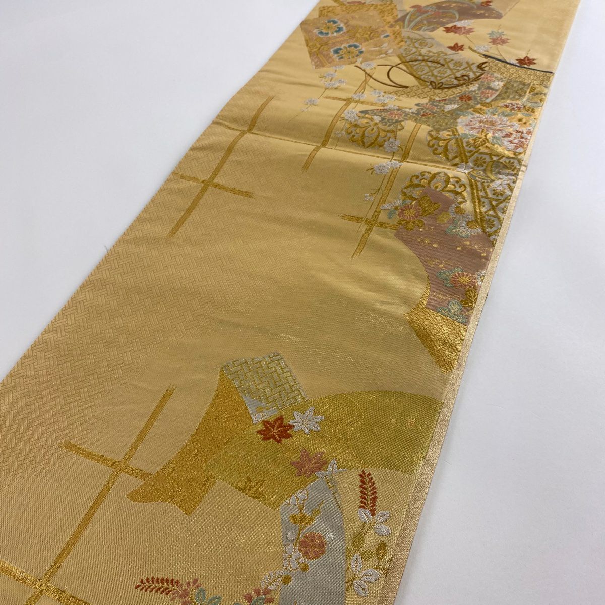 【庫存清倉】 【美品】 袋帶 名品級 扇子 草花紋 金糸 金金箔 淺橙色 大鼓圖案 純蠶絲