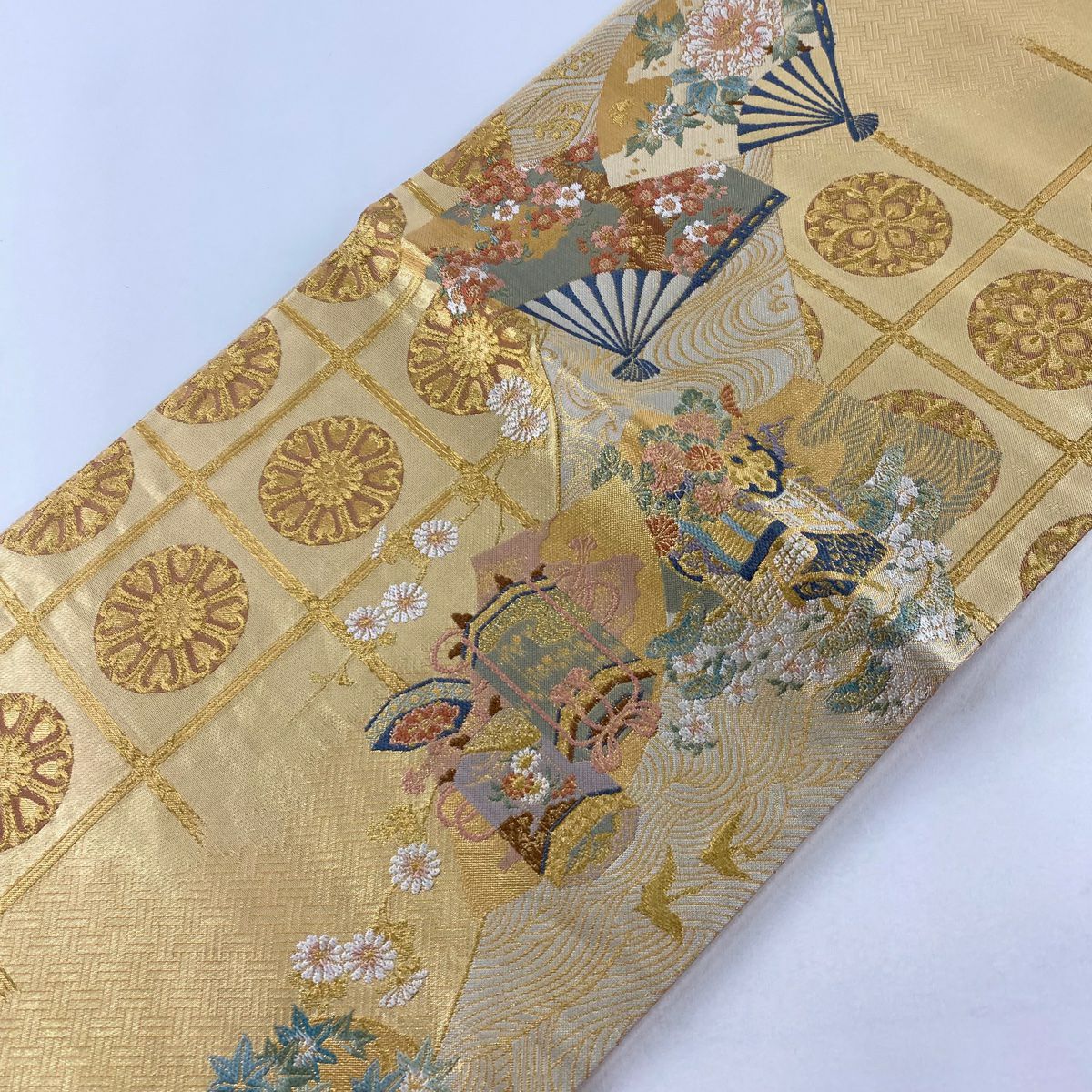 【庫存清倉】 【美品】 袋帶 名品級 扇子 草花紋 金糸 金金箔 淺橙色 大鼓圖案 純蠶絲