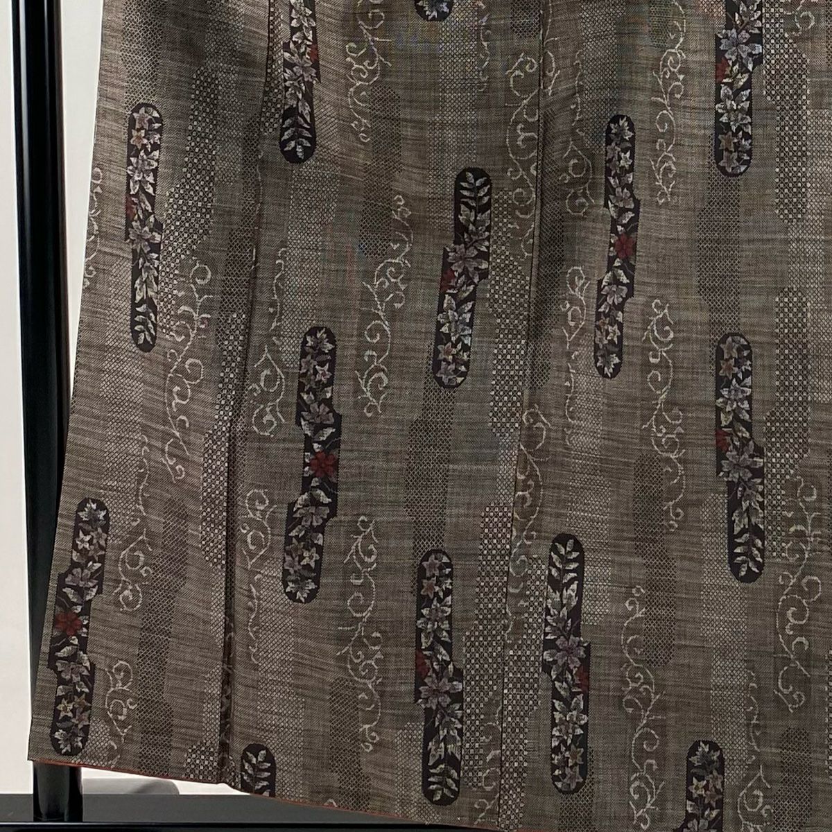 紬織 身長156.5cm 袖長63.5cm S 雙層 草花紋紋 唐草紋 焦茶 純蠶絲 秀品級