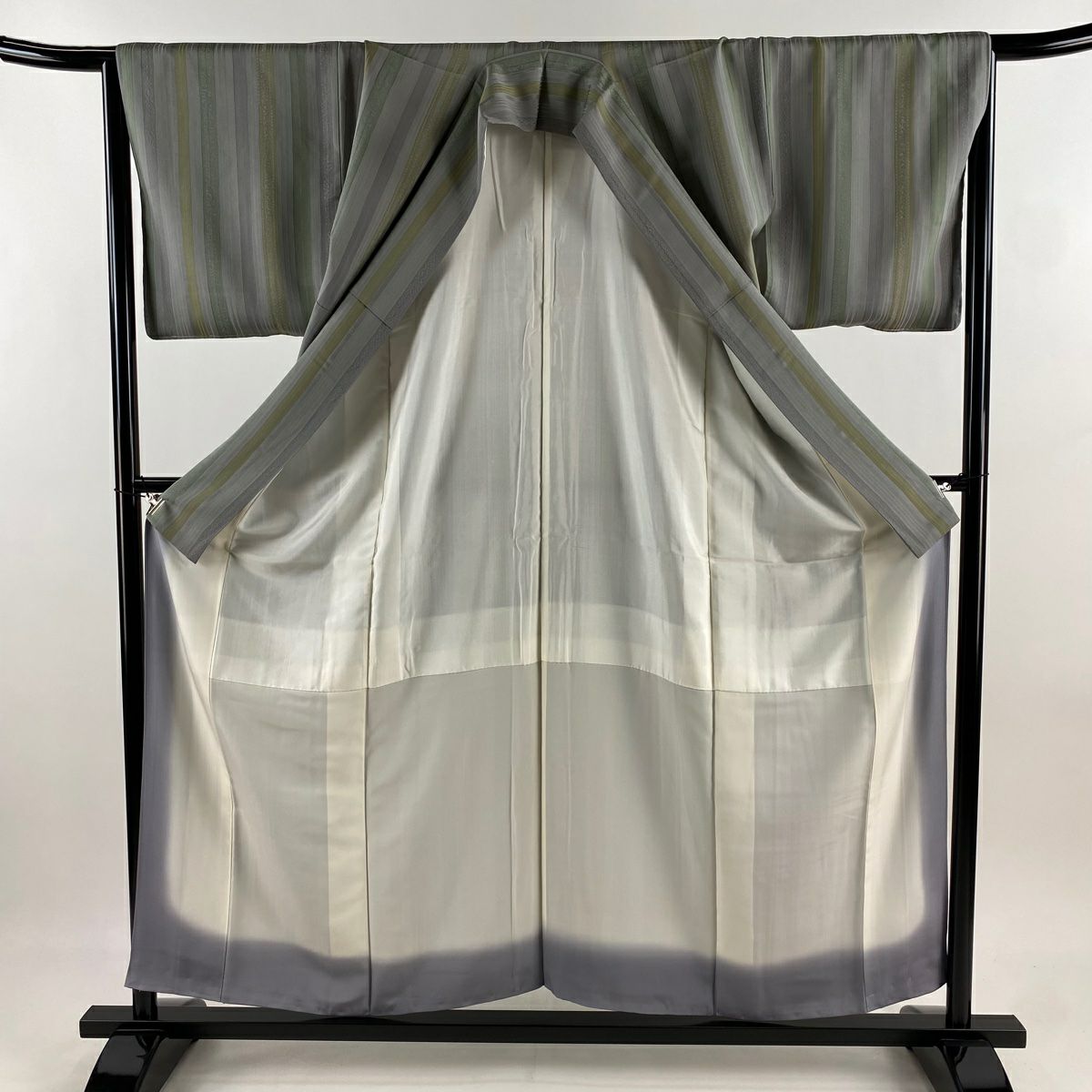 【美品】 小紋 身長157.5cm 袖長65.5cm M 雙層 縱條 花唐草紋 灰 純蠶絲 秀品級