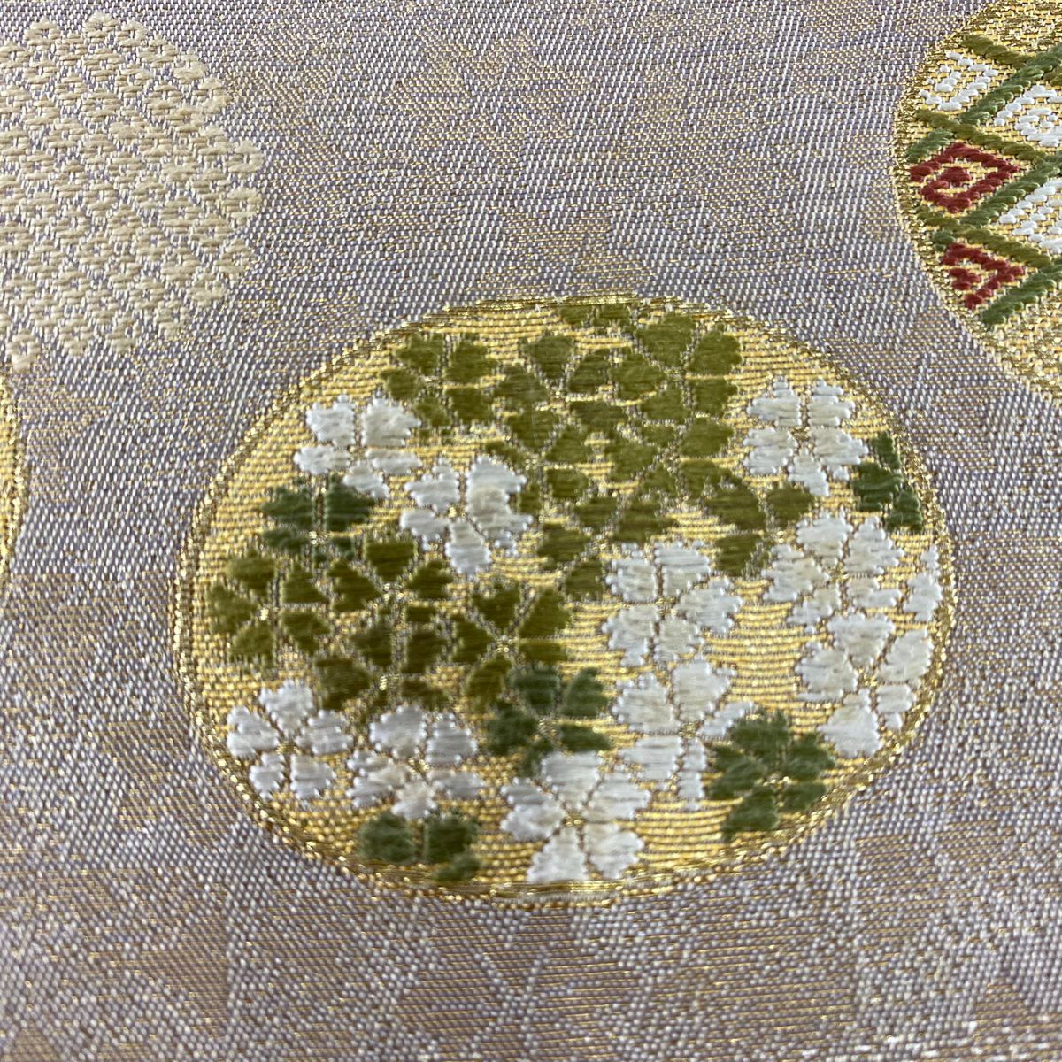 【美品】 袋帶 秀品級 葡萄 草花紋 金糸 金金箔 薄茶 六通 純蠶絲