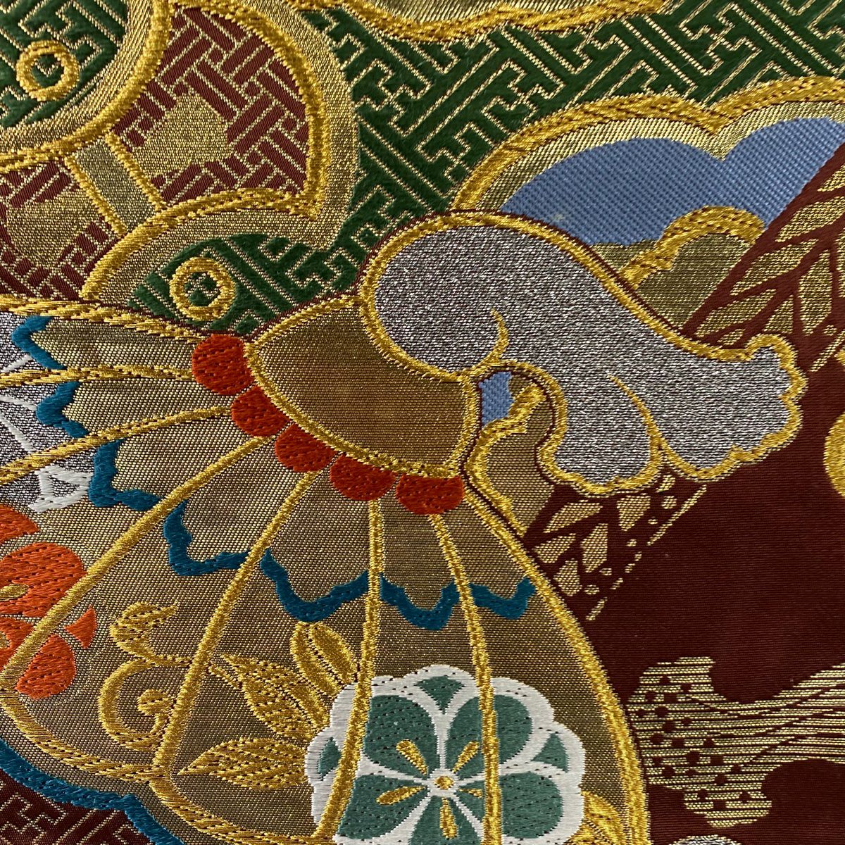 【美品】 袋帶 秀品級 寶盡くし 松樹 金絲 金金箔 茶 六通 純蠶絲