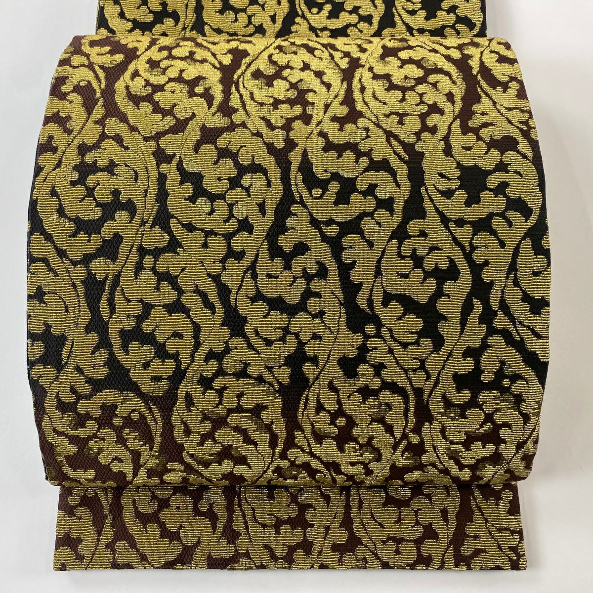 【美品】 袋帶 逸品級 手先二通り 花七寶 幾何學 金絲 金色 大鼓圖案 純蠶絲