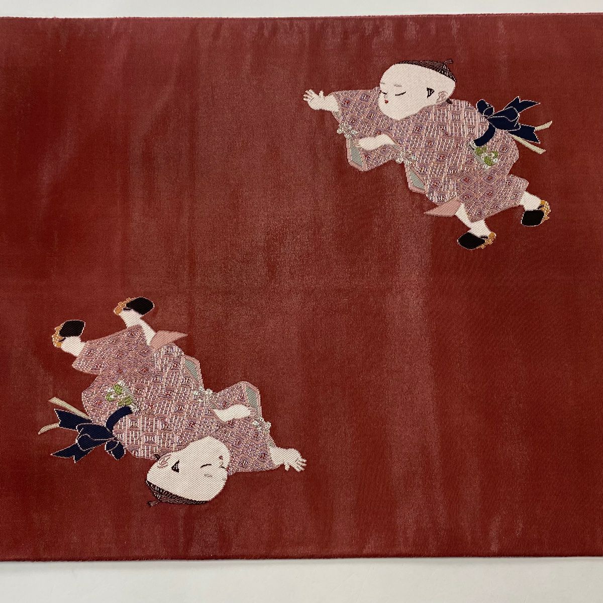 【美品】 袋帶 逸品級 由水十久監修 落款あり 插頭參見 関西裁縫 童 金金箔 紅紫 大鼓圖案 純蠶絲