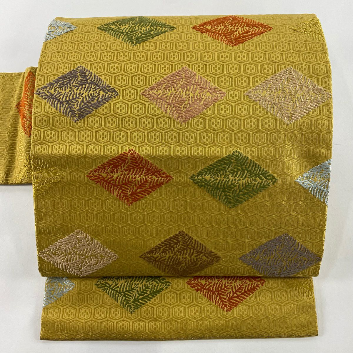 名古屋帶 秀品級 菱 龜甲 刺繡 山吹茶 純蠶絲