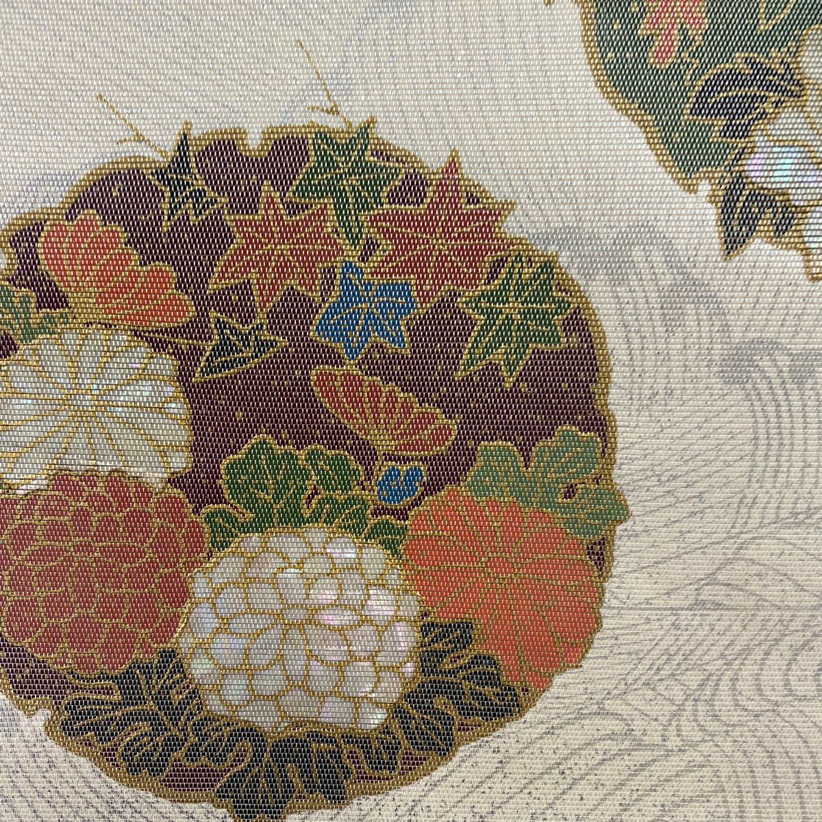 【美品】 袋帶 秀品級 花丸紋 波 銀糸 金金箔 奶油色 お太鼓柄 純蠶絲