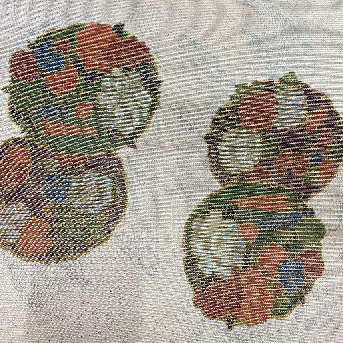 【美品】 袋帶 秀品級 花丸紋 波 銀糸 金金箔 奶油色 お太鼓柄 純蠶絲