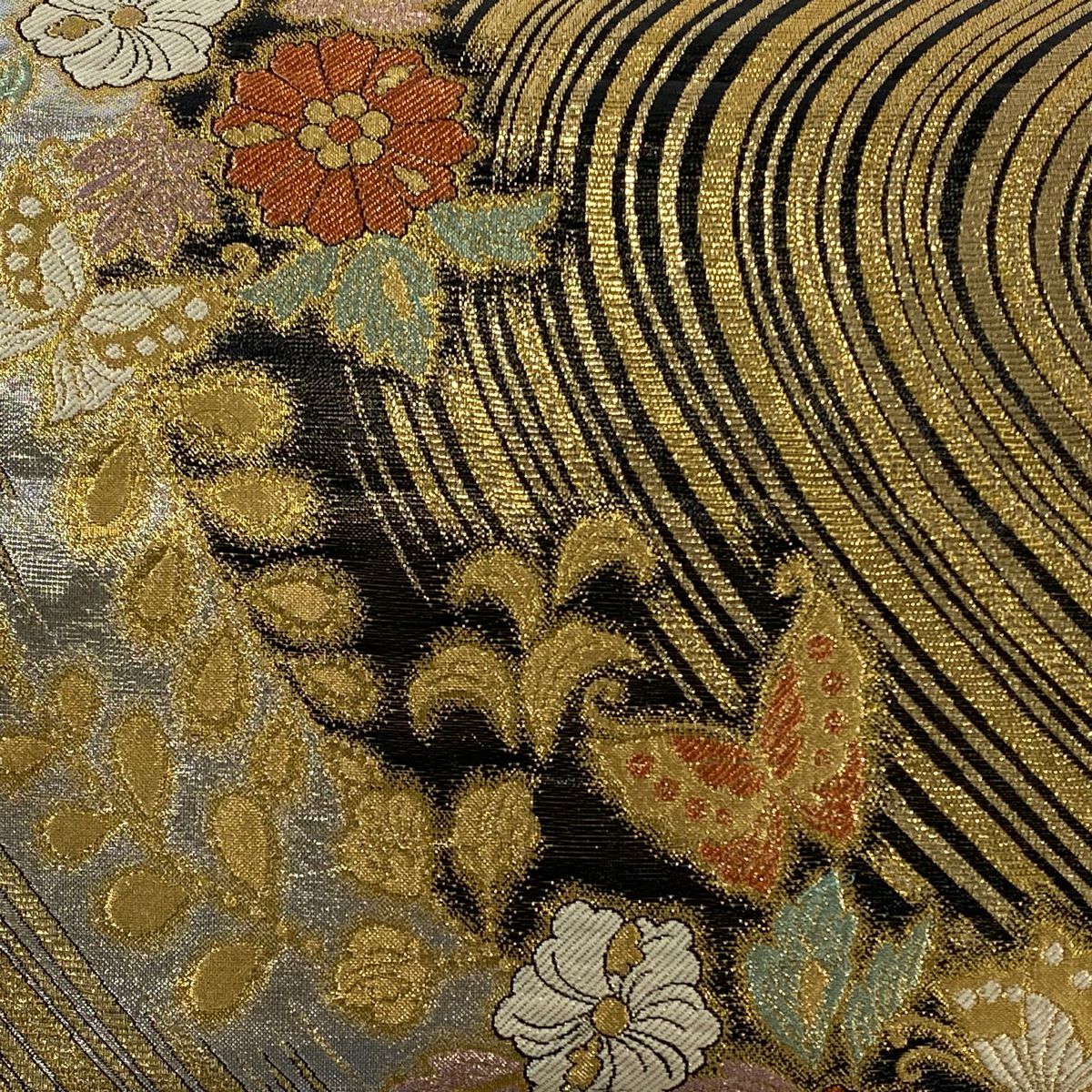 【美品】 袋帶 秀品級 草花紋紋 蝶 金絲 金金箔 金色 六通 純蠶絲
