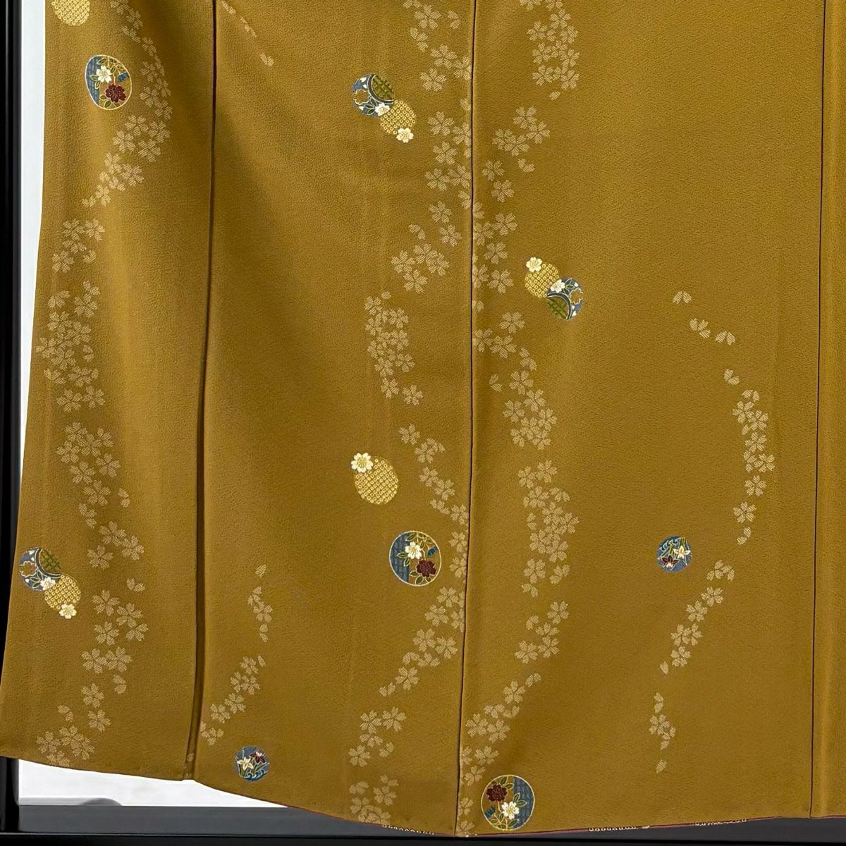 【美品】 小紋 身長156cm 袖長64cm M 雙層 圓文 櫻花 金銀彩 山吹茶 純蠶絲 秀品級