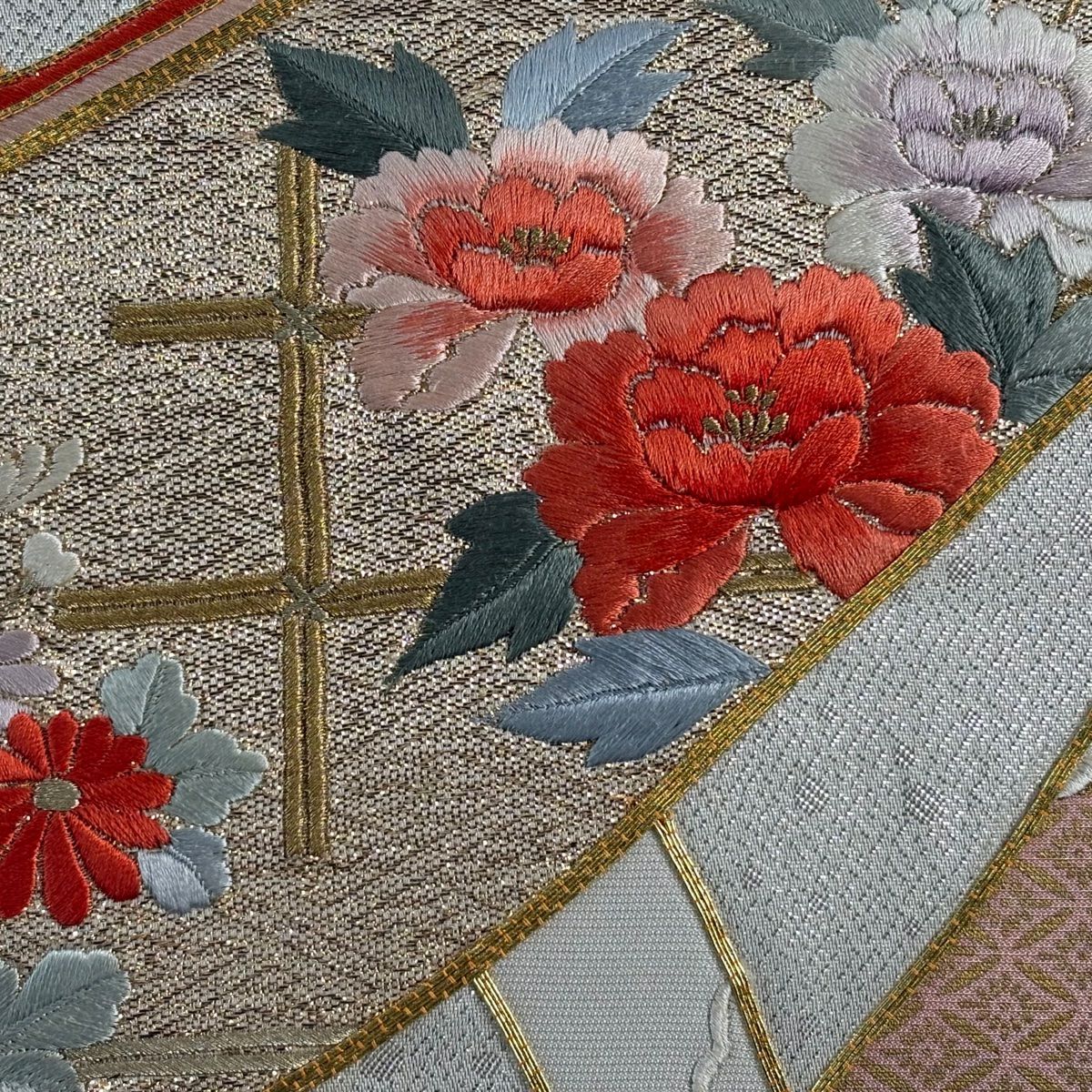 名古屋帶 優品級 牡丹 聽 金絲 刺繡 銀 純蠶絲