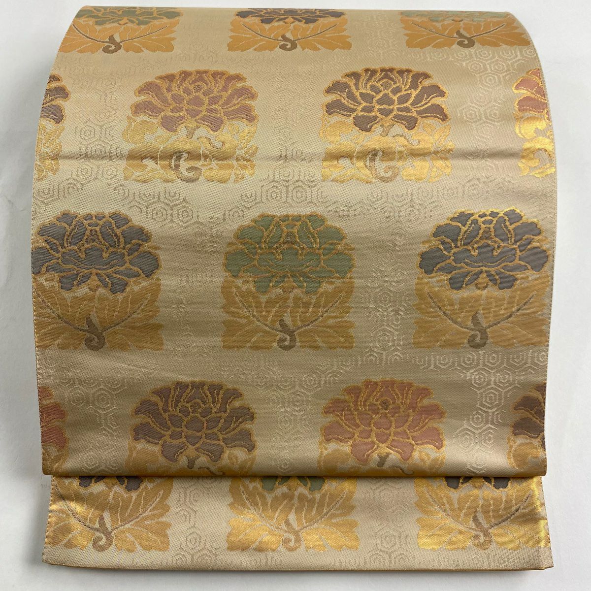 【美品】 袋帶 秀品級 落款あり 証紙あり 紋屋五左衛門 關西裁縫 草花紋紋 名物裂 金金箔 米色 六通 純蠶絲