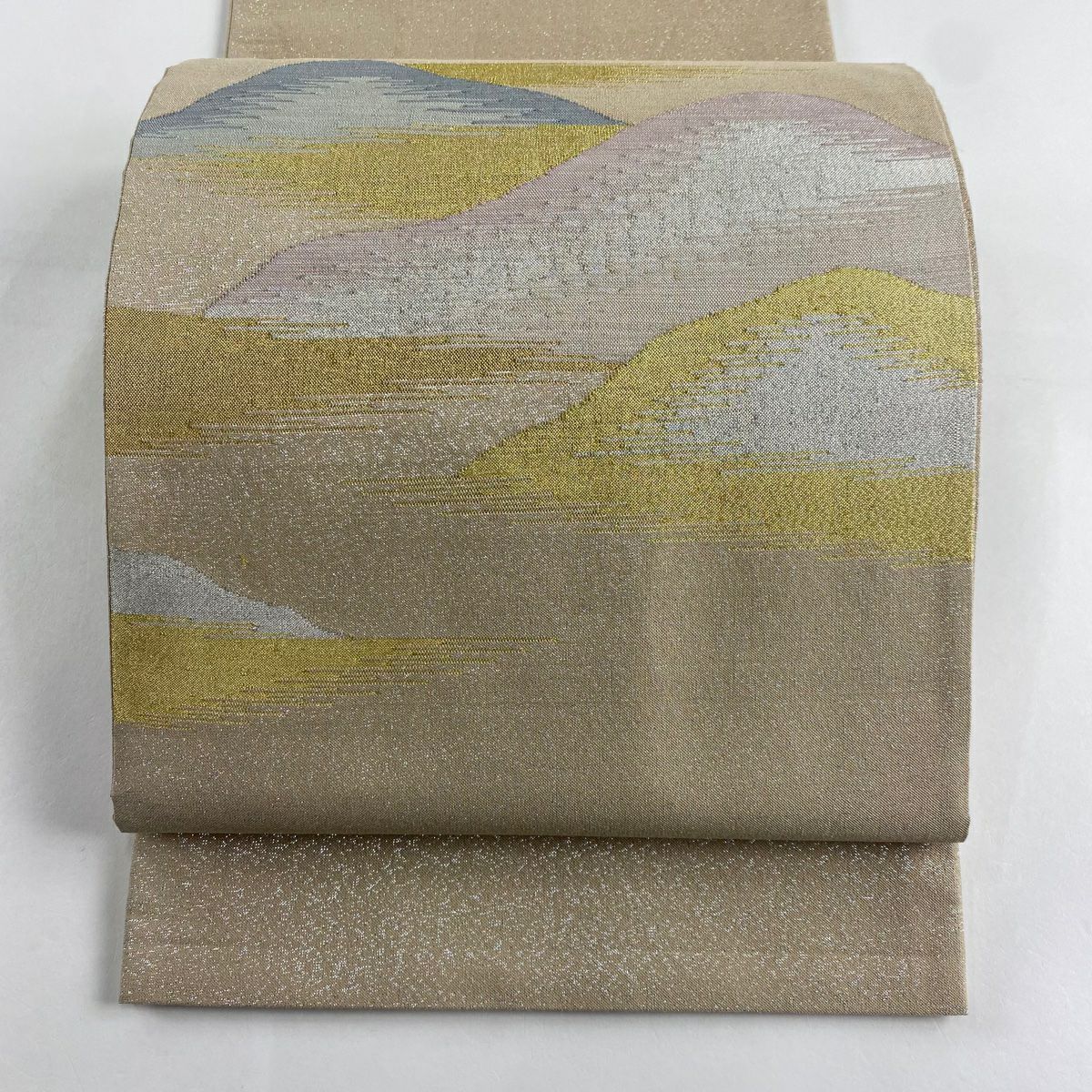 【美品】 袋帶 秀品級 霞 山 米色 大鼓圖案 純蠶絲